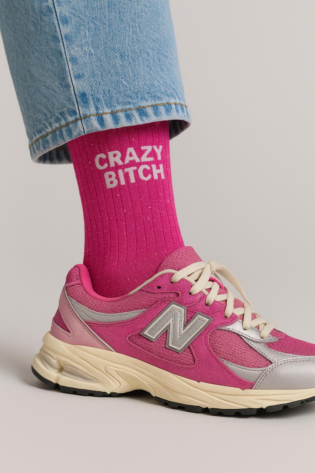 Chaussettes rose  à paillettes modèle  "Crazy Bitch"  - Look  tendance en chaussette à paillettes - Woom