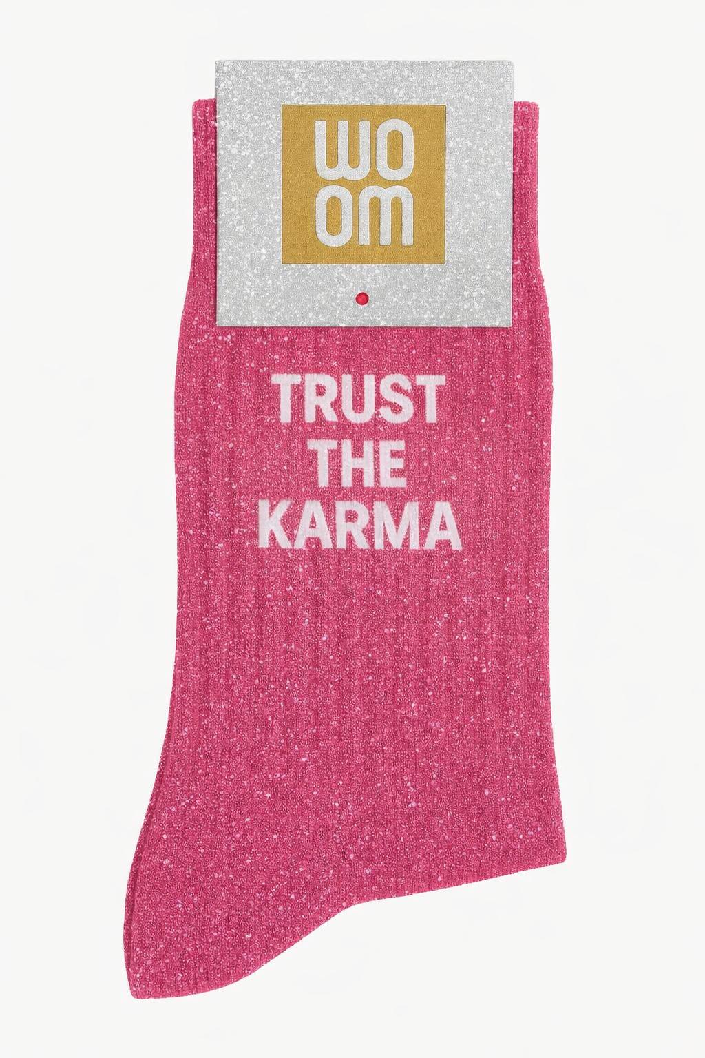 chaussette à paillettes rose avec packaging glitter et message trust the karma rose Bubble
