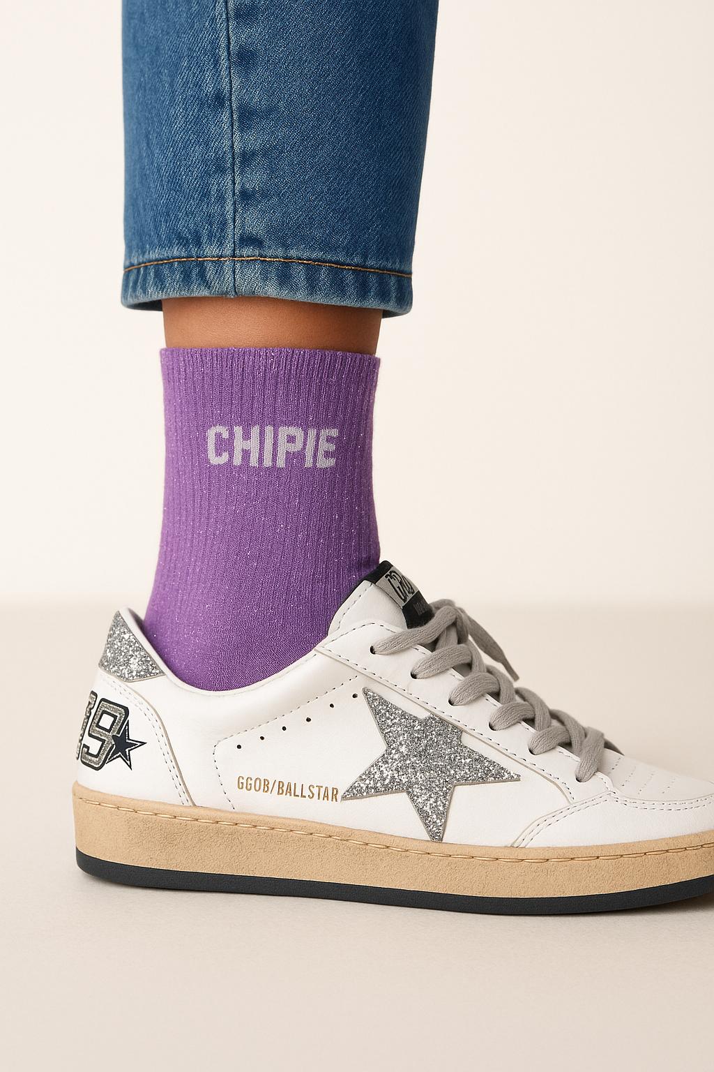 Chaussettes Mauves à paillettes modèle  "Mauves" portées - Look tendance chaussettes glitter - Woom