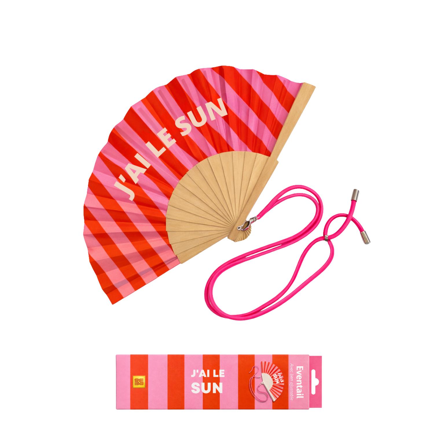 Éventail avec bandoulière rose et rouge message “J’ai le Sun” livré dans une boîte cadeau